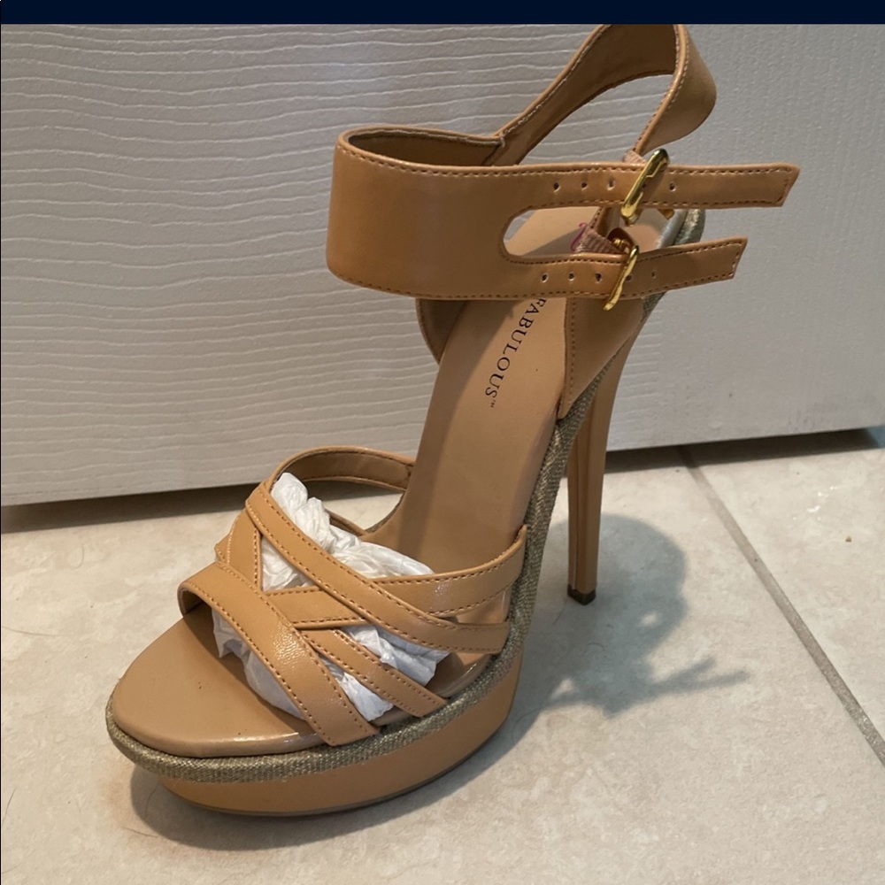 Stylish Tan 4 inch platform heels